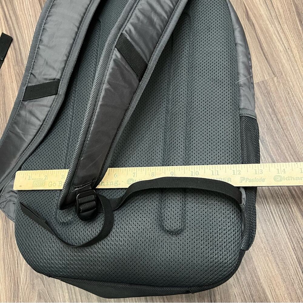 DELL Backpack 15.6” grey - Picture 8 of 9
